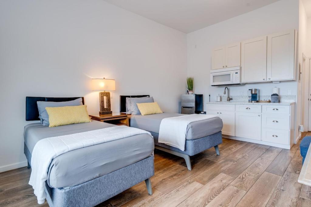 Unit 9 Maui Ohana Modern Wailuku